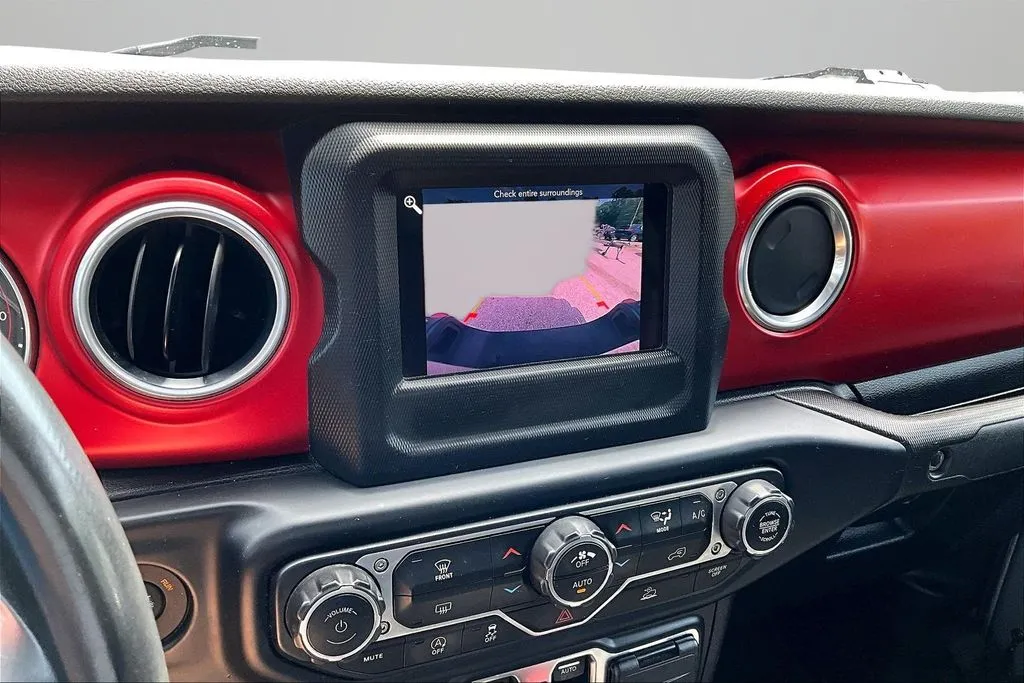 Jeep Gladiator photo 15