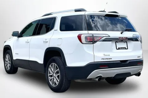 More photos of 2019 GMC Acadia SLE-2 at Lakeside Automotive Group, MI