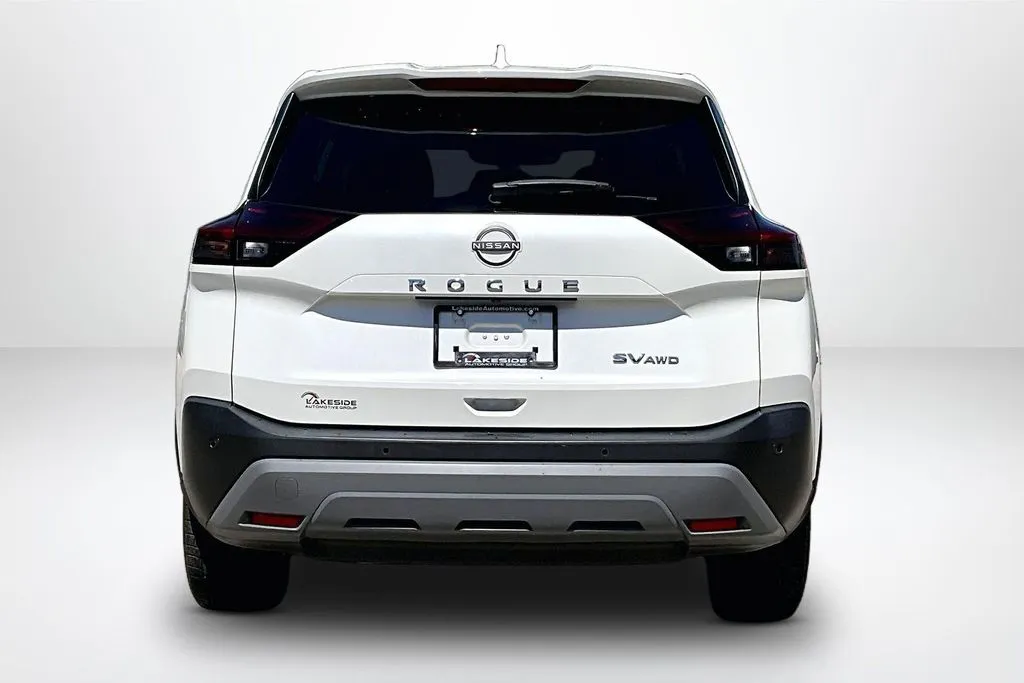 Nissan Rogue photo 6