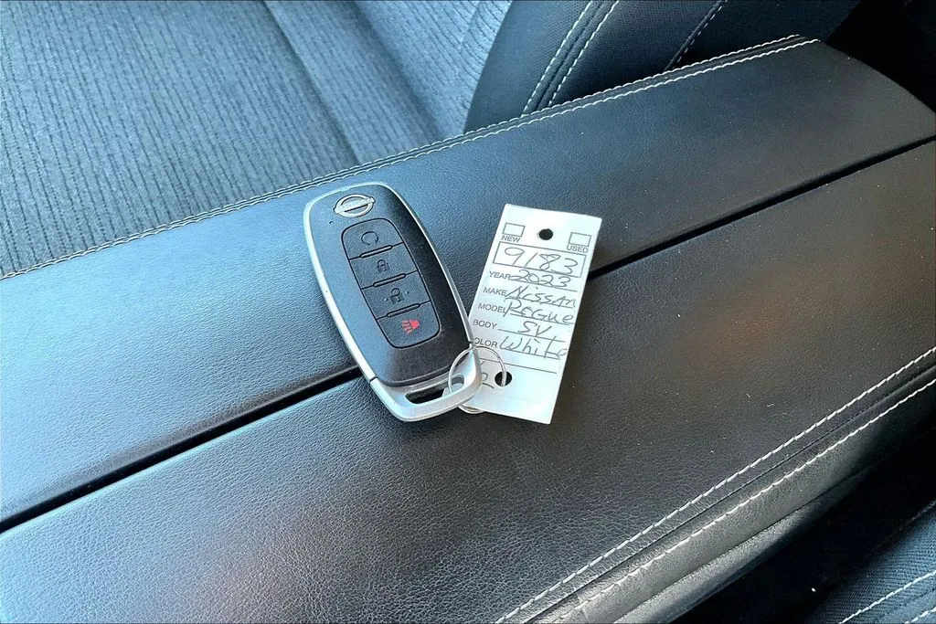 Nissan Rogue photo 34