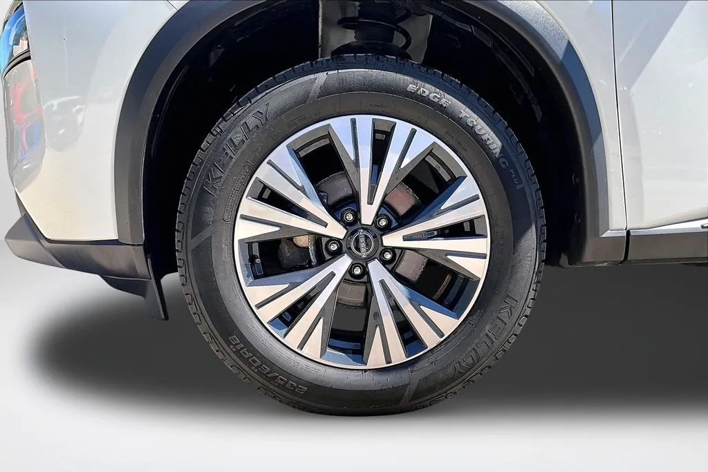 Nissan Rogue photo 33
