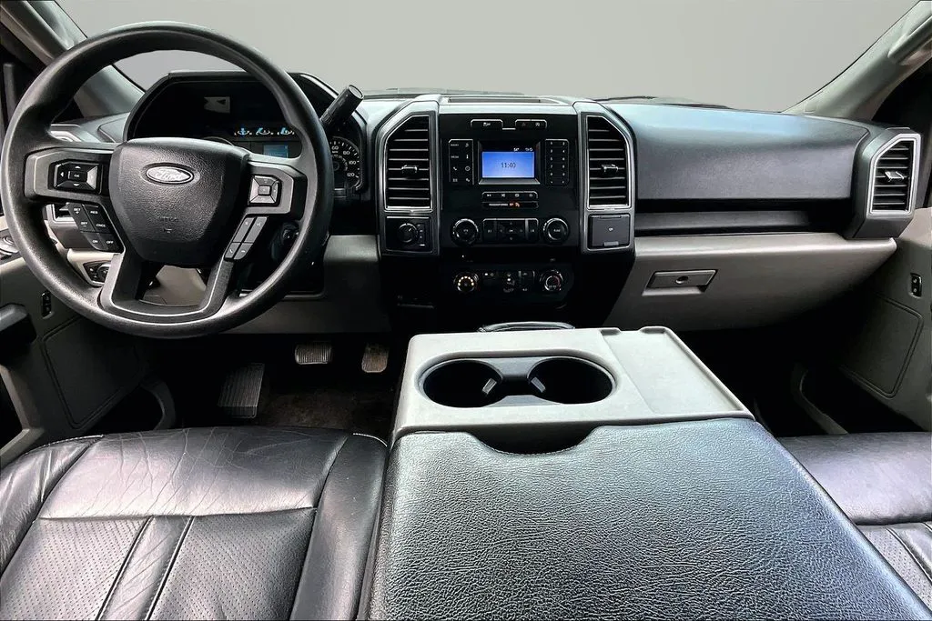Ford F-150 photo 8