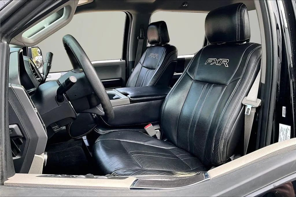 Ford F-150 photo 19
