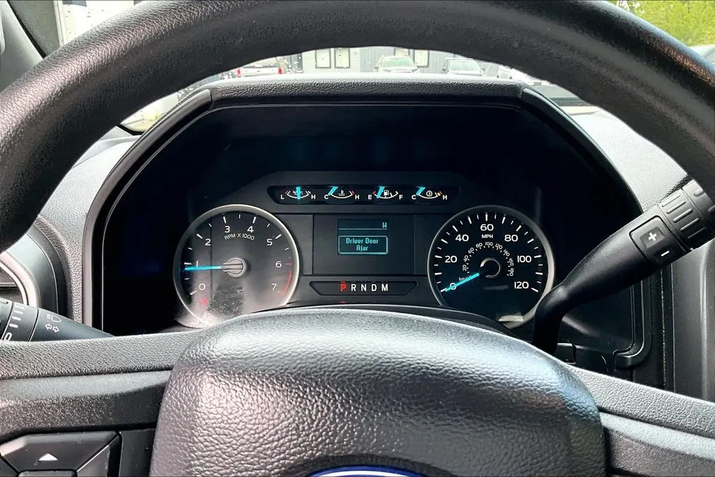Ford F-150 photo 13