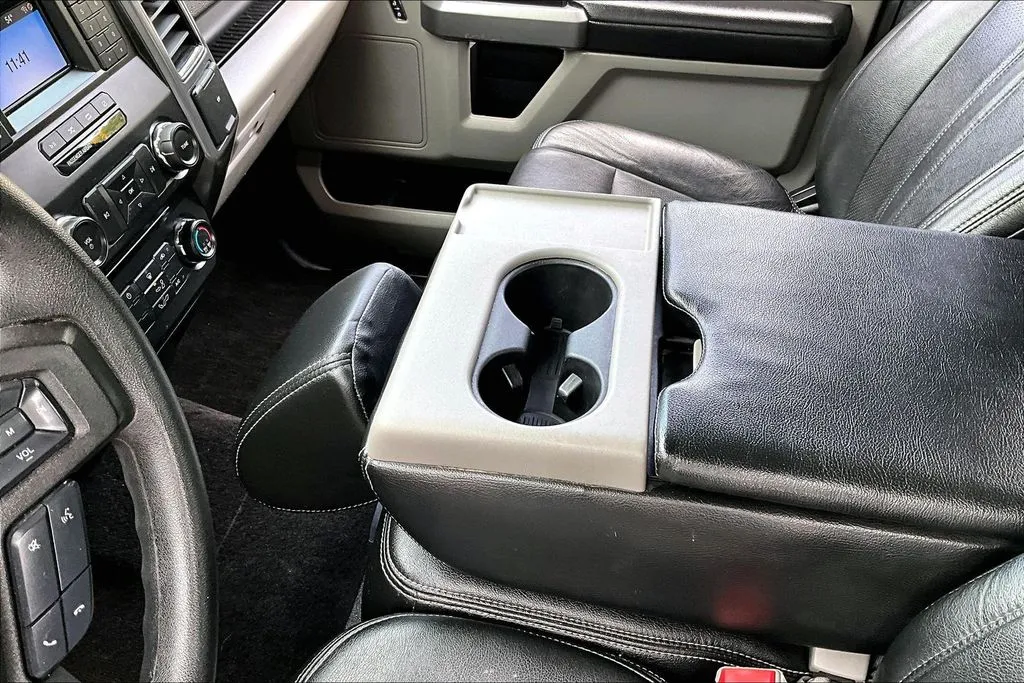 Ford F-150 photo 16
