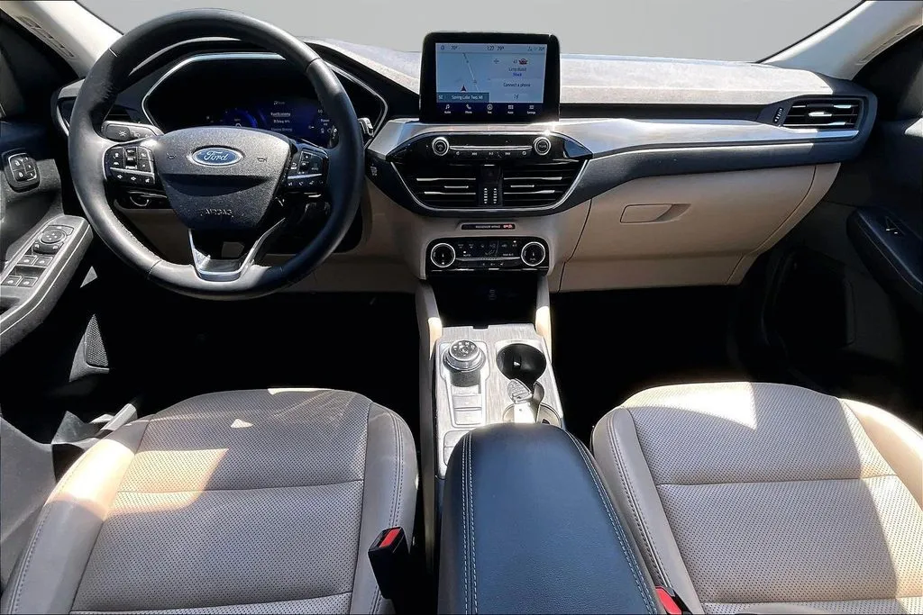 Ford Escape photo 7