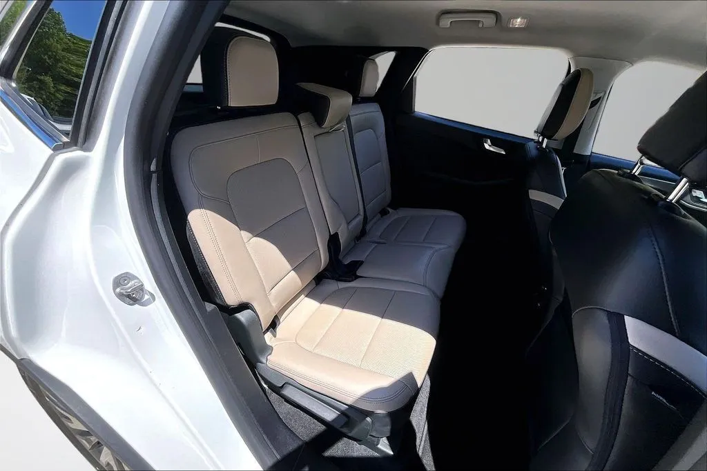 Ford Escape photo 25