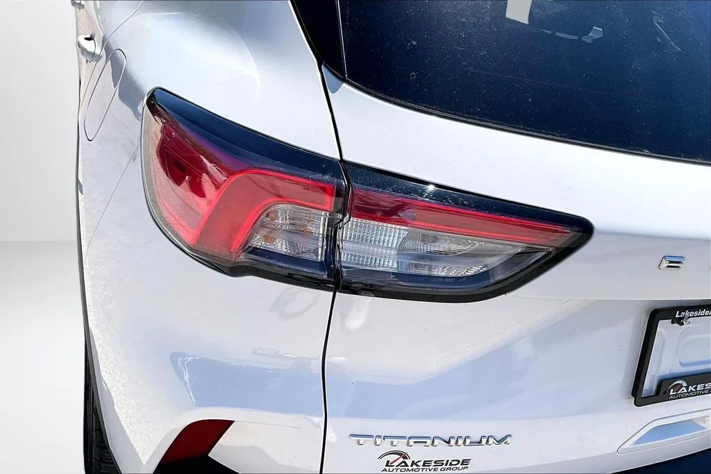 Ford Escape photo 23