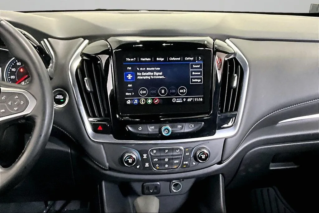 Chevrolet Traverse photo 9