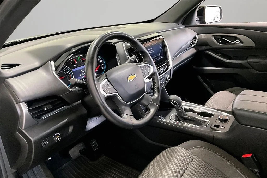 Chevrolet Traverse photo 17