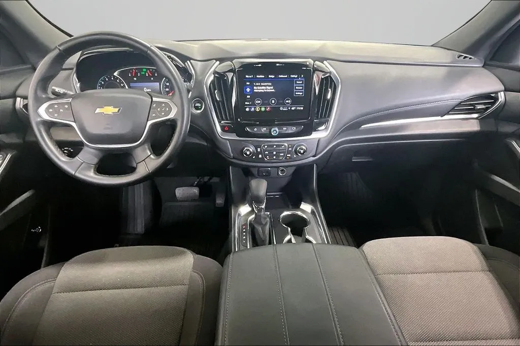 Chevrolet Traverse photo 7