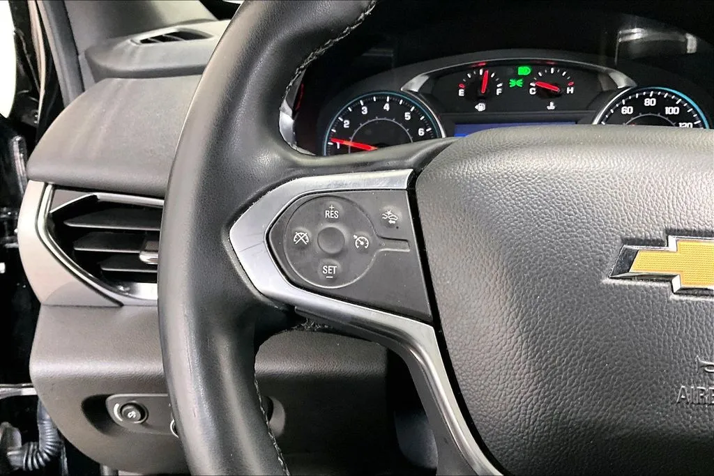 Chevrolet Traverse photo 11