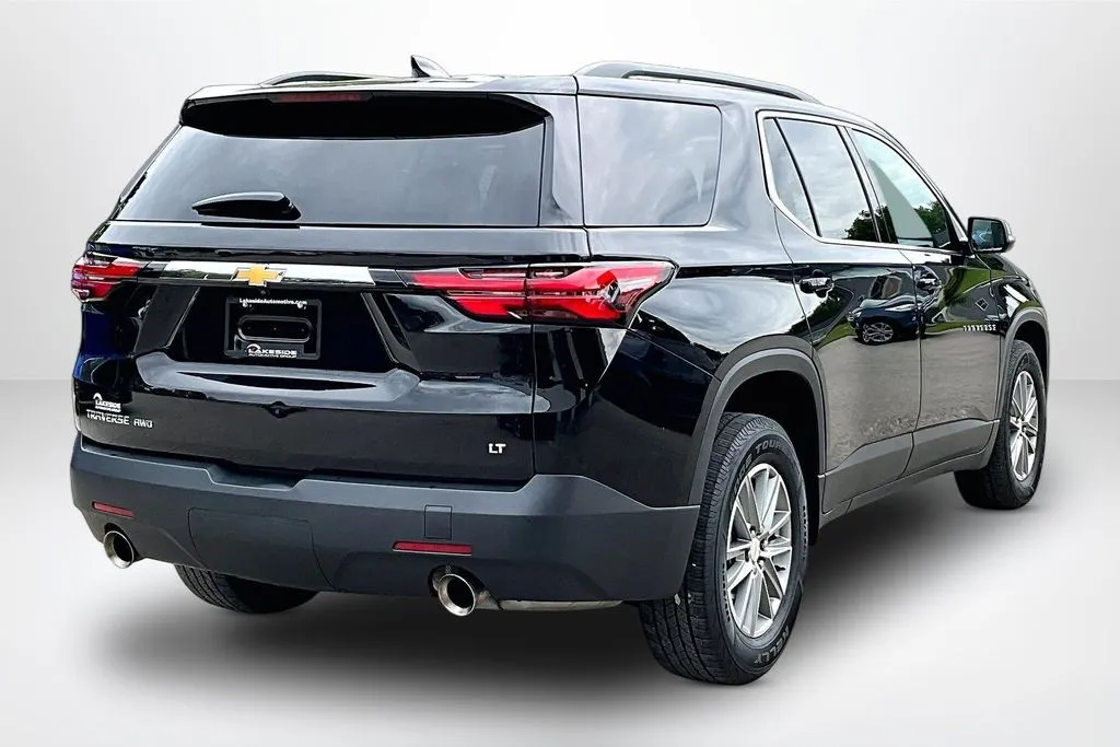 Chevrolet Traverse photo 5