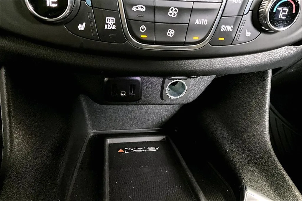 Chevrolet Traverse photo 16