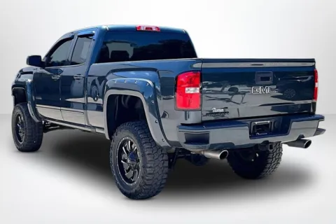More photos of 2017 GMC Sierra 1500 at Lakeside Automotive Group, MI