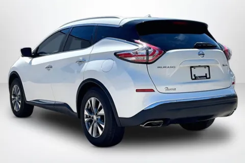More photos of 2015 Nissan Murano S at Lakeside Automotive Group, MI
