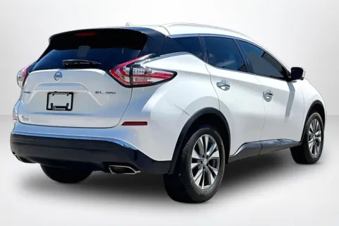More photos of 2015 Nissan Murano S at Lakeside Automotive Group, MI