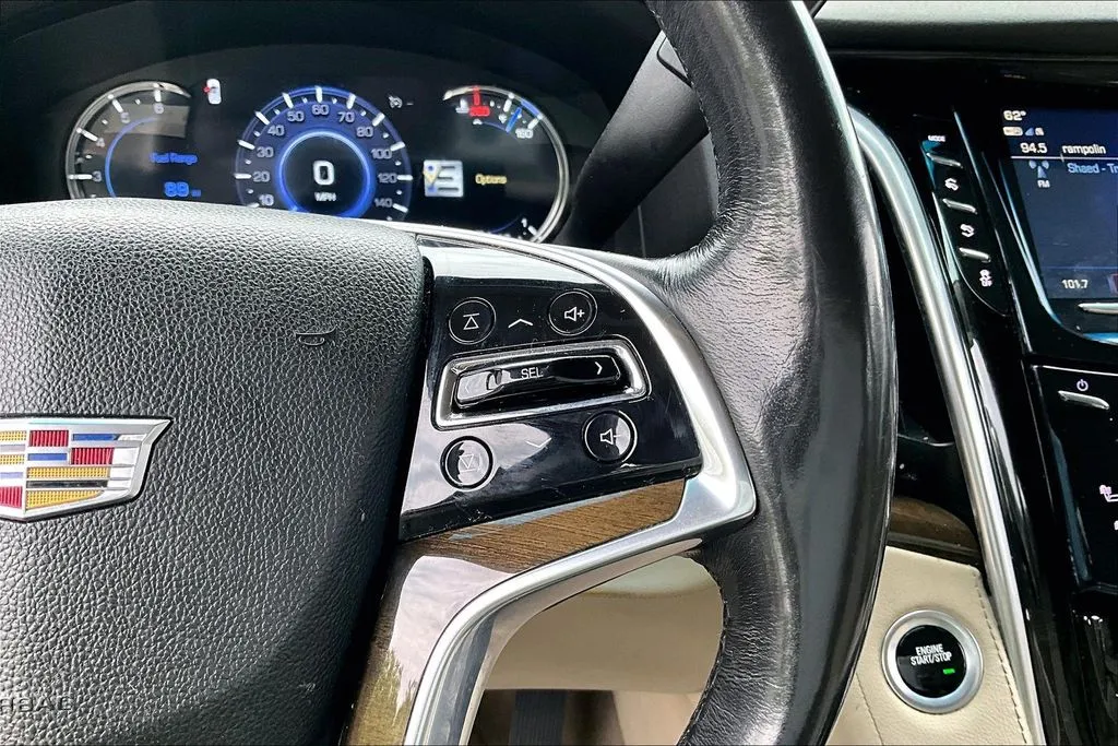 Cadillac Escalade photo 12