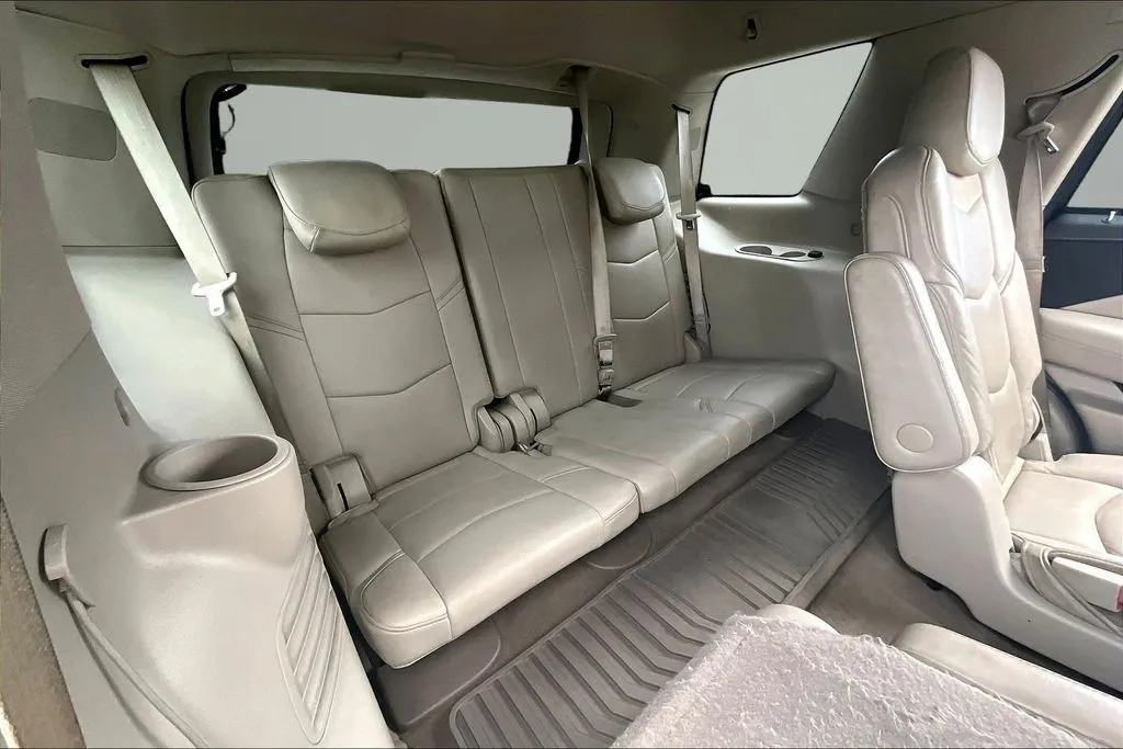 Cadillac Escalade photo 25