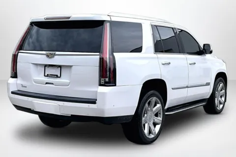 More photos of 2020 Cadillac Escalade Luxury at Lakeside Automotive Group, MI