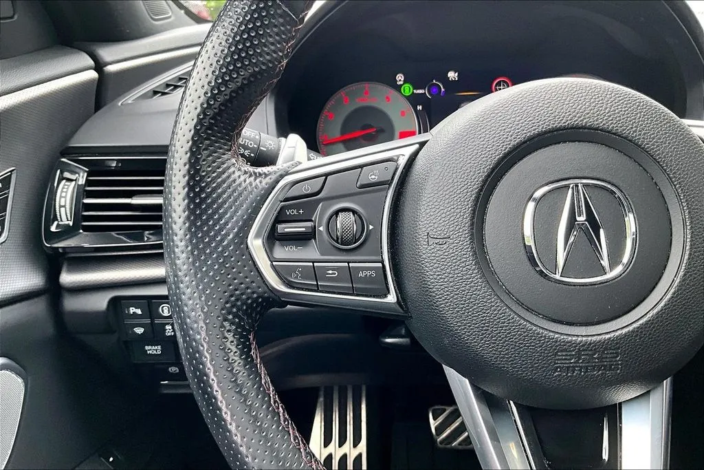 Acura RDX photo 11