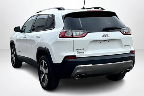 More photos of 2022 Jeep Cherokee Limited at Lakeside Automotive Group, MI