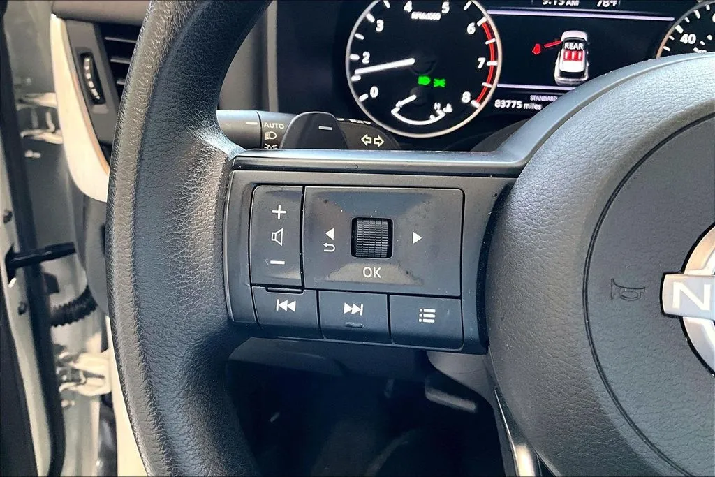 Nissan Rogue photo 11