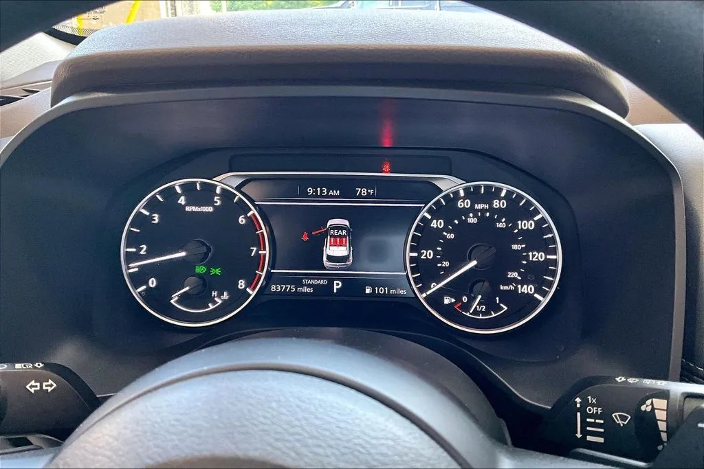 Nissan Rogue photo 13