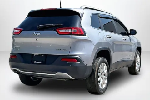 More photos of 2016 Jeep Cherokee Limited at Lakeside Automotive Group, MI