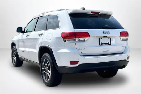 More photos of 2019 Jeep Grand Cherokee Limited at Lakeside Automotive Group, MI