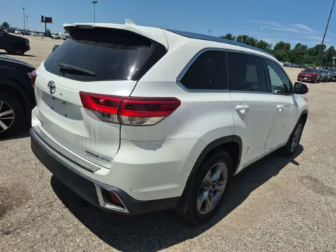 Another view of 2017 Toyota Highlander Limited for sale in Spring Lake, MI at Lakeside Automotive Group