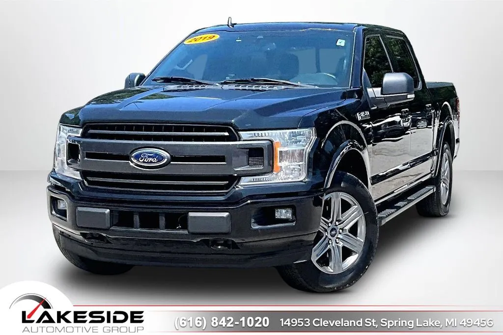 Black 2019 Ford F-150 XLT for sale in Spring Lake, MI