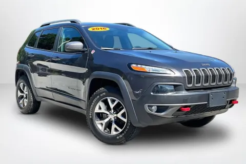 Another view of 2016 Jeep Cherokee Trailhawk for sale in Spring Lake, MI at Lakeside Automotive Group