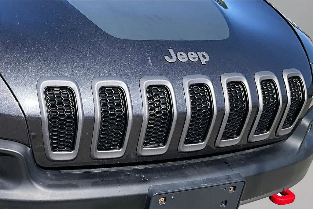 Jeep Cherokee photo 31