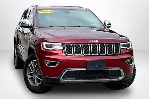 Another view of 2021 Jeep Grand Cherokee Limited for sale in Spring Lake, MI at Lakeside Automotive Group