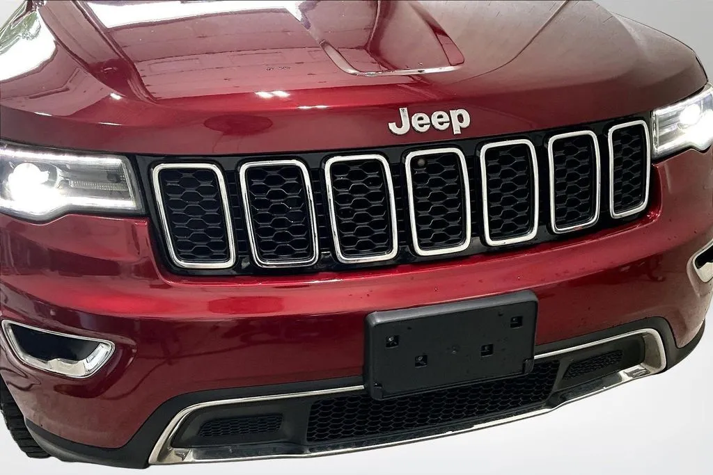 Jeep Grand Cherokee photo 33