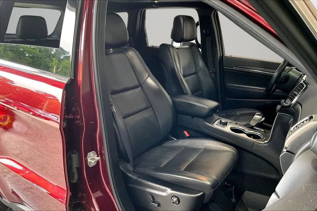 Jeep Grand Cherokee photo 29