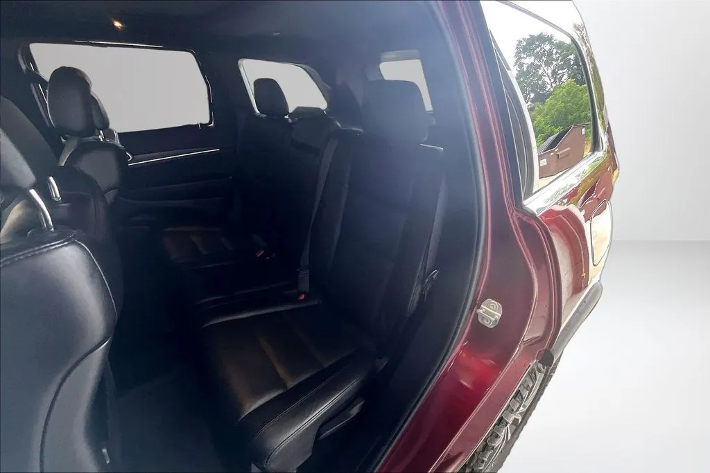 Jeep Grand Cherokee photo 22