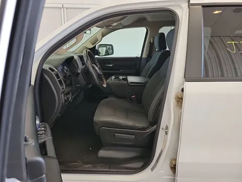 More photos of 2019 Ram 1500 Tradesman at Lakeside Automotive Group, MI