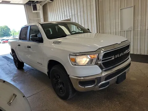 More photos of 2019 Ram 1500 Tradesman at Lakeside Automotive Group, MI