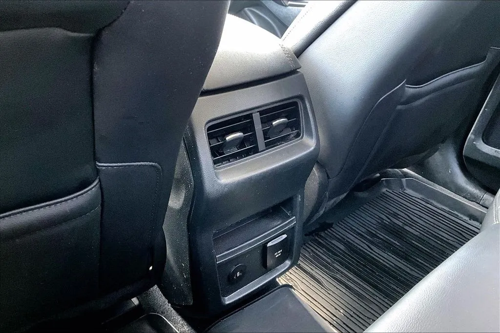 Ford Edge photo 10