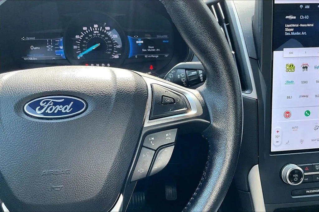 Ford Edge photo 12