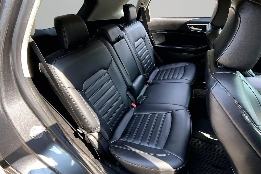 Ford Edge photo 25