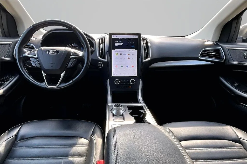 Ford Edge photo 7