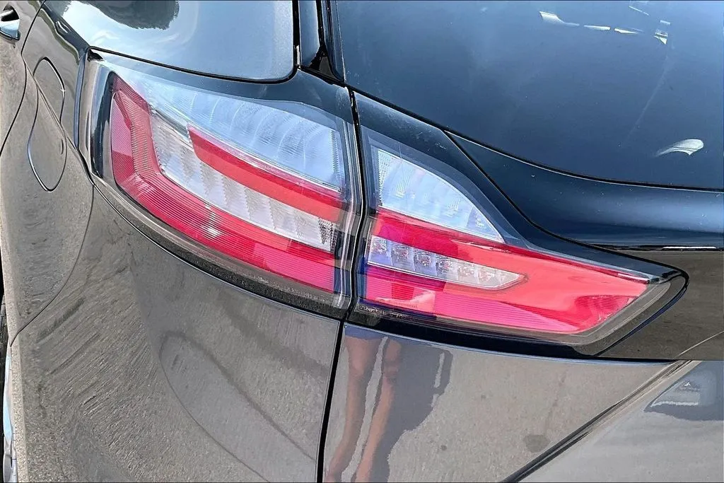 Ford Edge photo 23