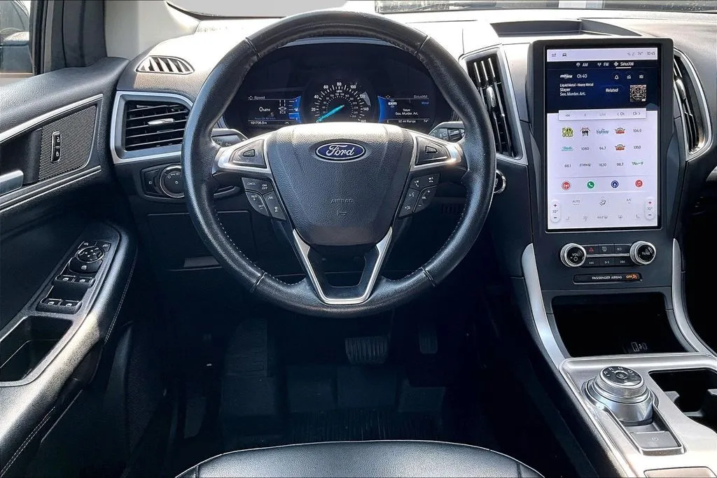 Ford Edge photo 8