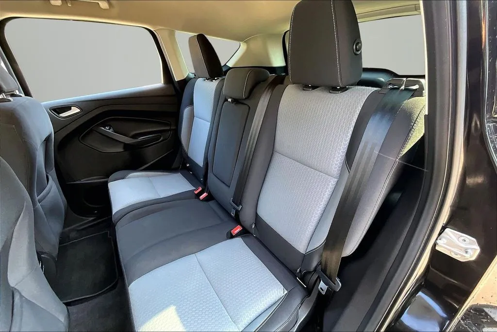 Ford Escape photo 19
