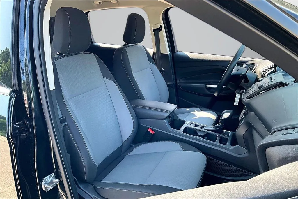 Ford Escape photo 24