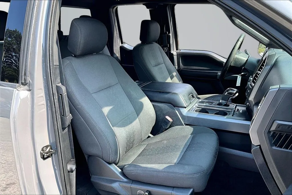 Ford F-150 photo 29