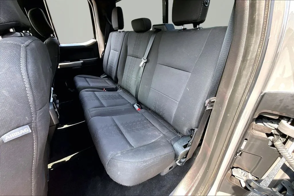 Ford F-150 photo 23